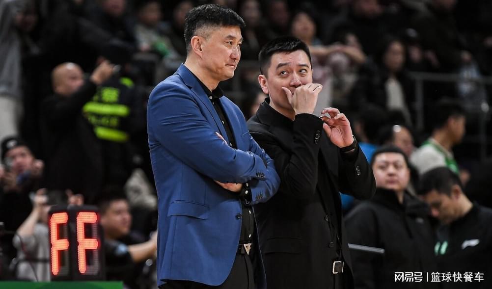 开云下载网址-辽篮一战狂输“52分”！杨鸣真被广东打崩溃了：输现在更没未来？